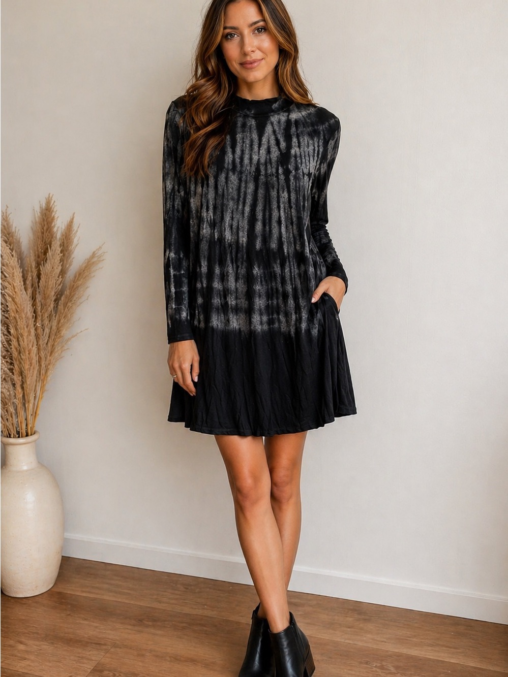 🖤🩶 Black Tie-Dye Long Sleeve Mini Dress | Mock Neck Flowy Shift | Medium